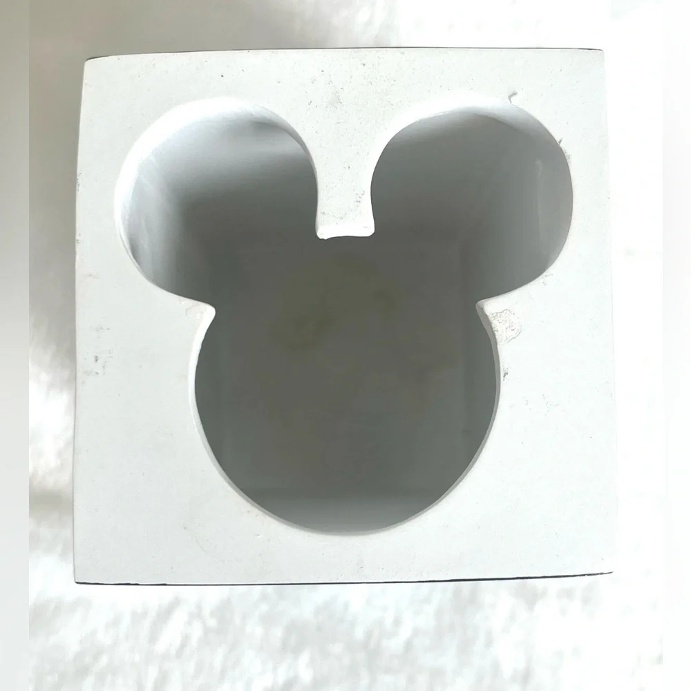 Mickey Mouse Bathroom Set Soap dispenser Towels Tray Toothbrush holder Mug